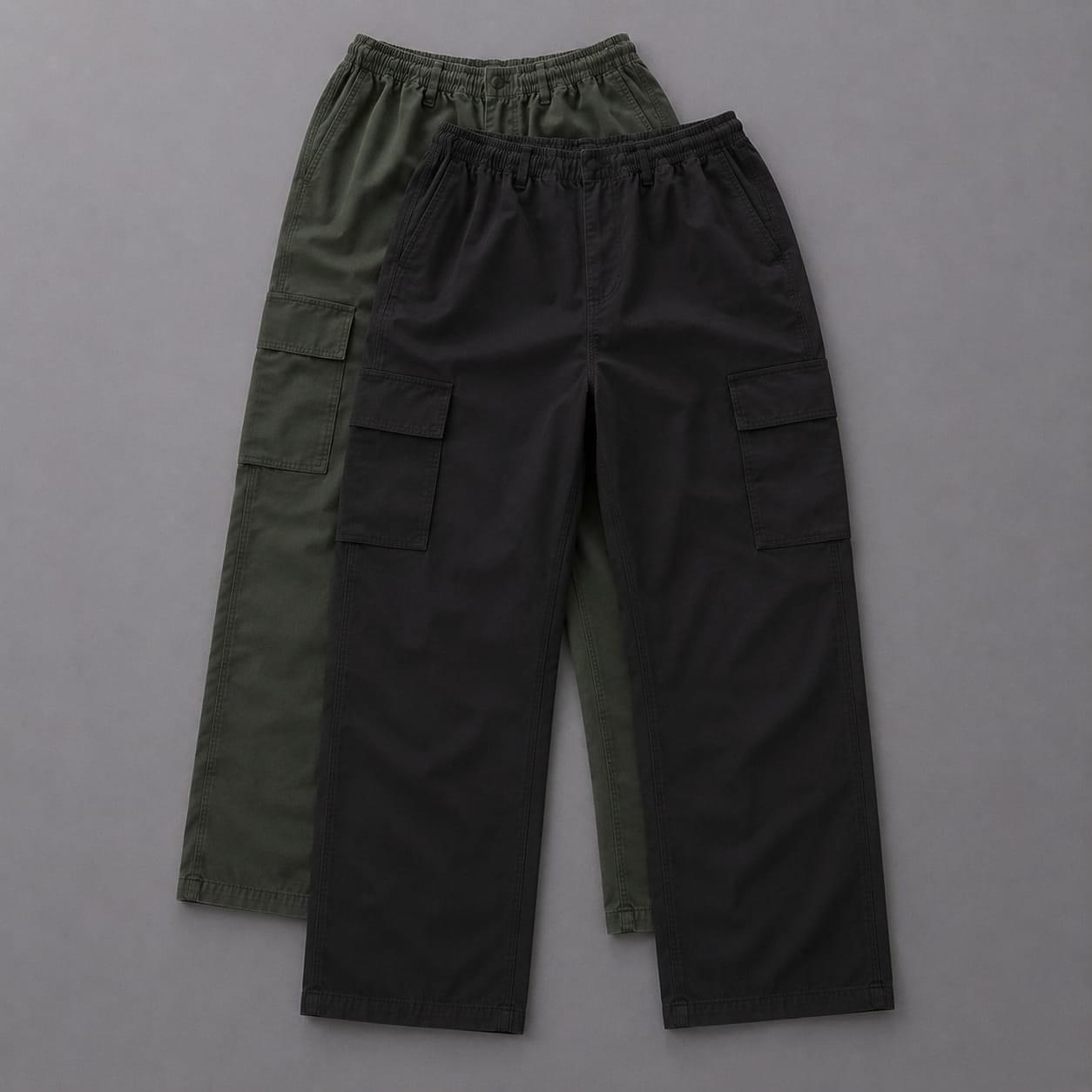 "Casual men’s cargos in breathable cotton fabric"